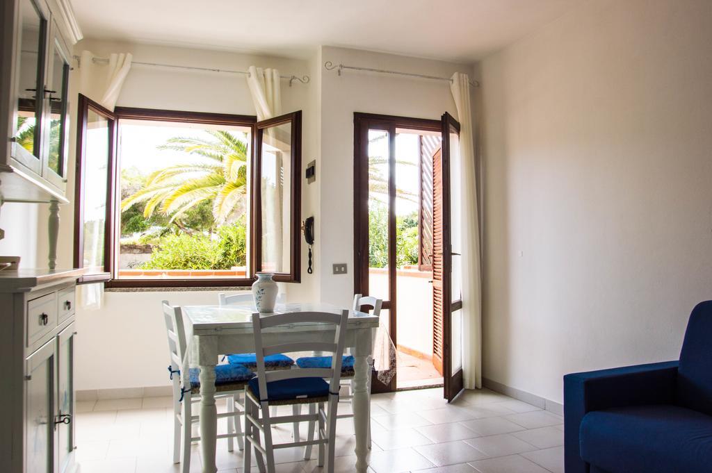 Apartsea 26 Calasetta Buitenkant foto
