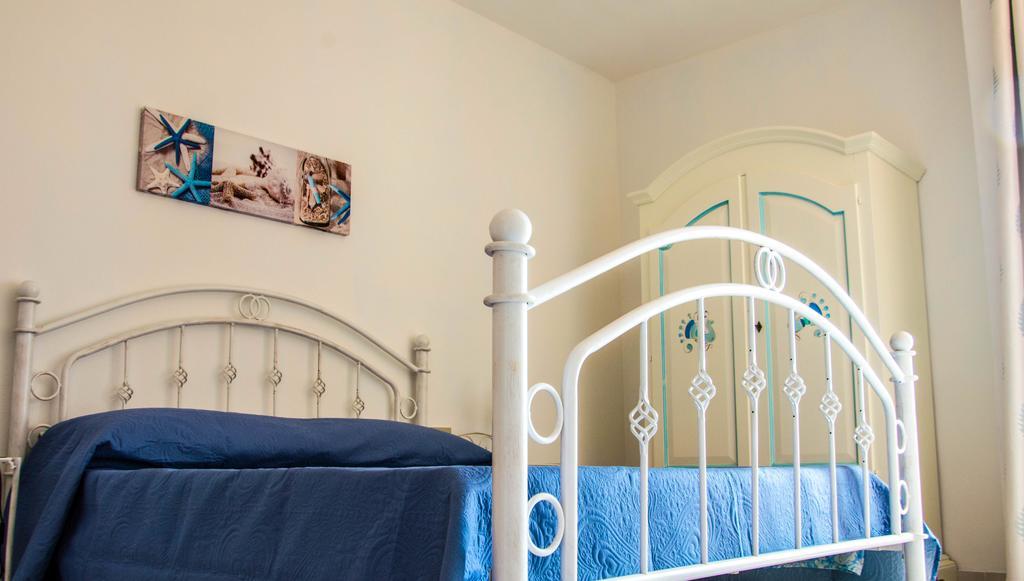 Apartsea 26 Calasetta Buitenkant foto